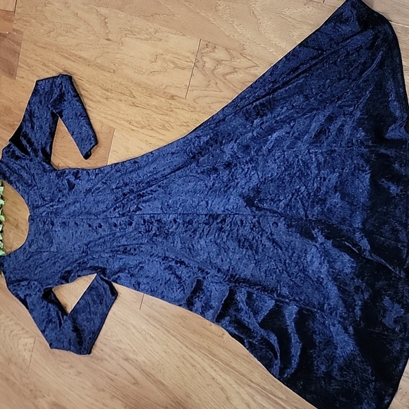 Chrushed Velvet Dress in Deep Navy Blue 5 - Picture 1 of 12